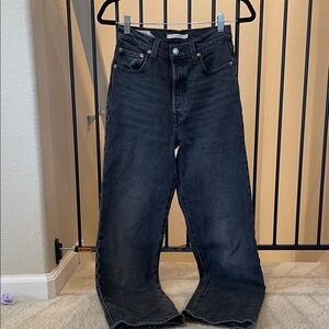 Levis Black Ribcage Straight Jeans 26